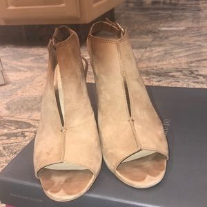 Vince Camuto Peep toe booties